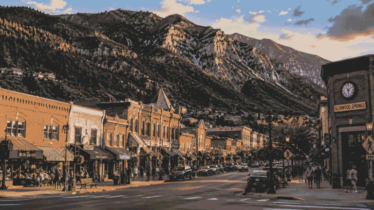 Trains to Glenwood Springs - travel tips